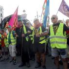 5da7547d200000b00c505e3b