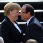 Merkel superpone el éxito político a las ideologías. En las entrevistas Merkel se describe algunas veces como conservadora, otras como liberal y otras como socialdemócrata. A menudo es criticada debido a sus difusos puntos de vista político...