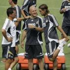 En 2005 el Madrid cerró el fichaje del centrocampista danés Thomas Gravesen, un jugador que dio más risas que fútbol. Baste ver este vídeo de Canal Plus para comprobar lo que decimos. Dejó el club ese mismo año camino del Celtic de Glasgo...