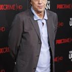 "Siempre había tenido la ilusión de escribir una novela. El cine no está en su mejor momento y quería ocupar el tiempo escribiendo algo", contaba el director de cine hace unos meses en El País, al hilo de Simpatía por el diablo, novela de...