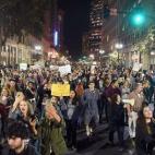 "Mujeres contra Trump"