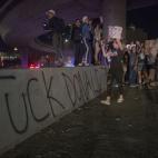 "Donald, que te jodan"