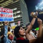 "Deportemos a Donald Trump. Resistencia indígena"