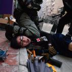 5d9321ae210000510050fe15