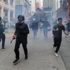 5d9321a12100004f00f8f102