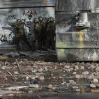 5db00113210000a521ad3a26