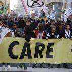 5debdea6210000b5f734f500