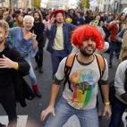 5debde8a210000b5f734f4fc