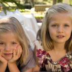 Leonor y Sofia en agosto de 2012.