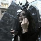 5c8b38712000004304706d7d