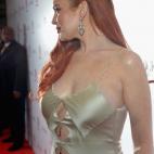 5c8b3b7d2400000a05a466f4