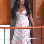 5c8a6e93260000e104fe57ba