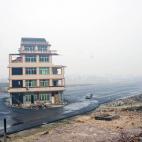 5c8b3a432400006b054d281f