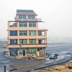 5c8b3a4424000093024d2829