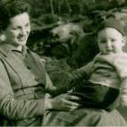 Mariano Rajoy con su madre