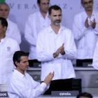 ¡Fuera corbatas! ¡Arriba la guayabera!