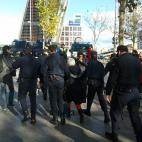 5c8b5cd3250000e203ca7947