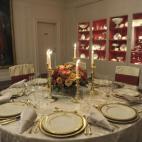 5c8a8dd7250000bd058148aa