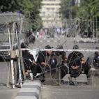 5c8ad2562500000704c9b5db