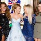 5c8ad377360000c81a6c242b