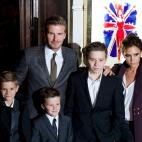 5c8ad37920000043046fd27f