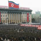 Miles de ciudadanos y militares se concentraron en la principal plaza de la capital para aplaudir los discursos de altas autoridades del Partido de los Trabajadores, el Estado y el Ejército, y loar a sus líderes, en un país caracterizado por ...