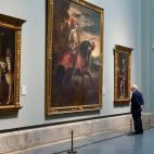 Johnson disfrutando de los cuadros del Museo de Prado antes de la cena de líderes por la Cumbre de la OTAN en Madrid