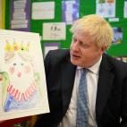'¿El parecido es razonable?'. Fuera bromas, es un retrato de la reina de Inglaterra.