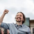 Pablo Iglesias sigue los sabios consejos de Isabel Pantoja: "Dientes, dientes, que es lo que les jode"