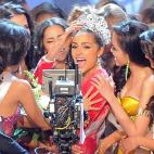 5c8ad28b360000c81a6c2291