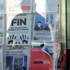 El 20 de octubre de 2011 ETA anunci&oacute; mediante un comunicado &quot;el cese definitivo de su actividad armada&quot;. Estos son algunos de los peri&oacute;dicos que recog&iacute;an la noticia al d&iacute;a siguiente.