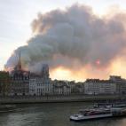 Incendio en la catedral de Notre Dame de Par&iacute;s.