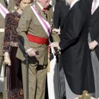 5c8ad6cd230000dd0423cd8c