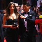 5c8ad6f43b000070066cab82