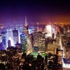 ¿Quién no ha querido alguna vez subir a lo alto del Empire State y sonreír ante la cámara con la Gran Manzana de fondo? Un plan perfecto para los amantes de lo cosmopolita y el glamour. Y la banda sonora no deja lugar a dudas: "New York, New...