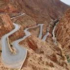 Garganta del río Dades entre las montañas del Atlas y la cordillera Anti Atlas.