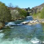 El r&iacute;o da el nombre a este valle situado al norte de la autonom&iacute;a de Extremadura que luce unos "campos cubiertos de cerezos en flor con la llegada de la primavera".