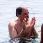 5c8a524e260000e104fe3421