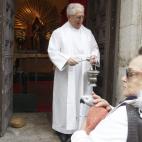 5c8ad850220000510019fb66