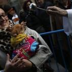 5c8ad851250000e203c9c021