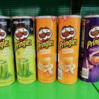 Patatas Pringles de pepinillos o queso cheedar.
