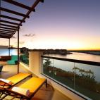 5de11549210000a0a334e7d4