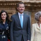 5cbc5158240000140a4f6f21