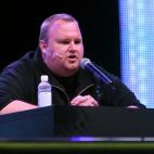 5c8ad87e360000a61b6c2ce0