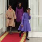 5c8ad8b2230000dd0423d073