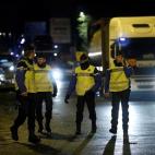 Despliegue policial a uno y otro lado