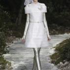 5c8ad8bb2500000704c9c0ba