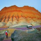 5c8ad9003b000002076cae78