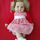 Tambi&eacute;n tiene una mu&ntilde;eca con su nombre, la hizo una f&aacute;brica alicantina en 2009.