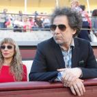 Aunque el m&uacute;sico Andr&eacute;s Calamaro fue el &uacute;ltimo en sumarse a la lista al afirmar este jueves que "prefiero el v&eacute;rtigo de los patriotas y reaccionarios, a su manera me representan m&aacute;s que los moderados&rdquo; en ...